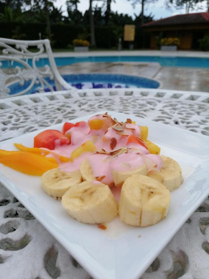 Praga Hotel Campestre 亚美尼亚 外观 照片