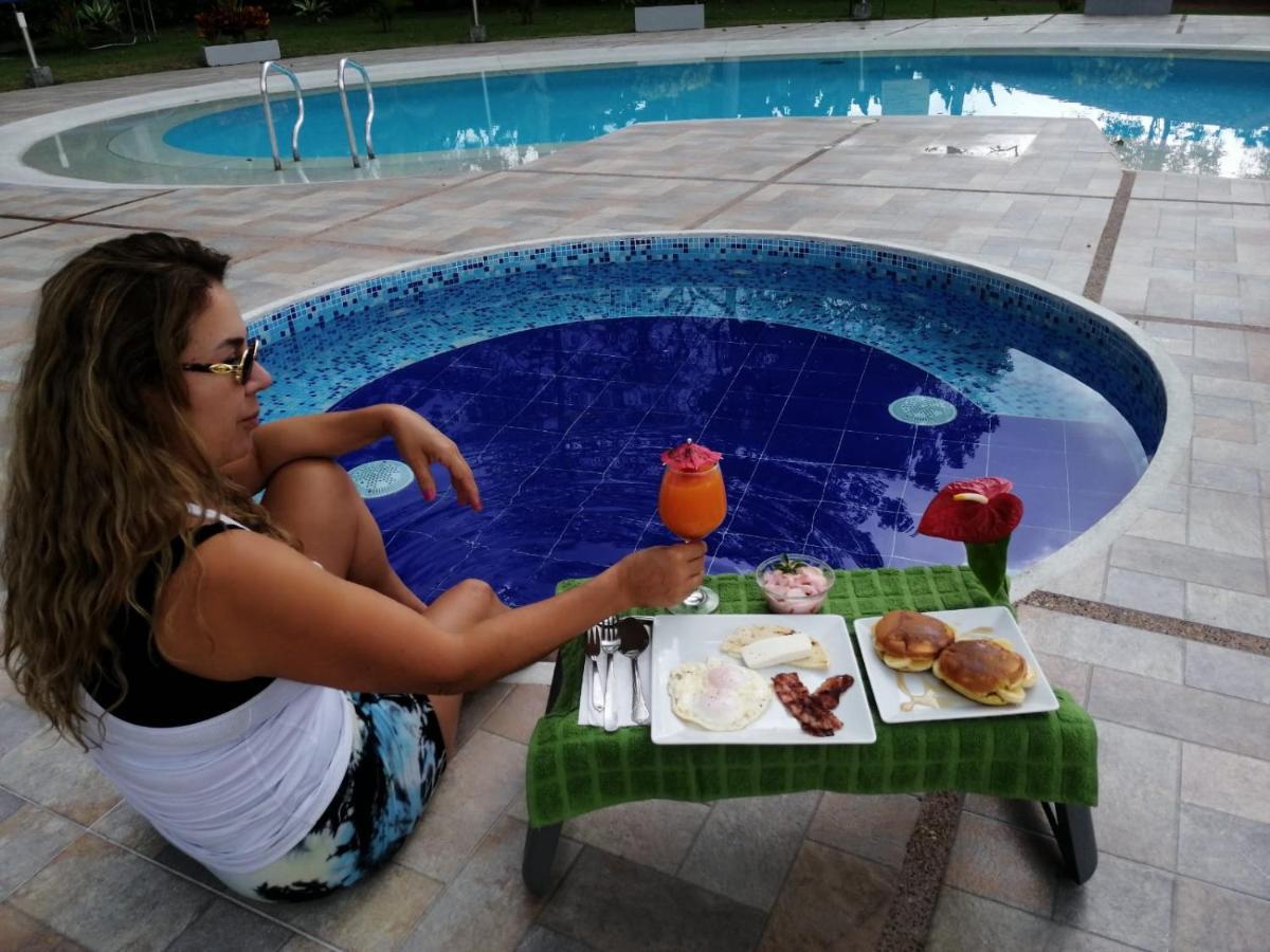 Praga Hotel Campestre 亚美尼亚 外观 照片